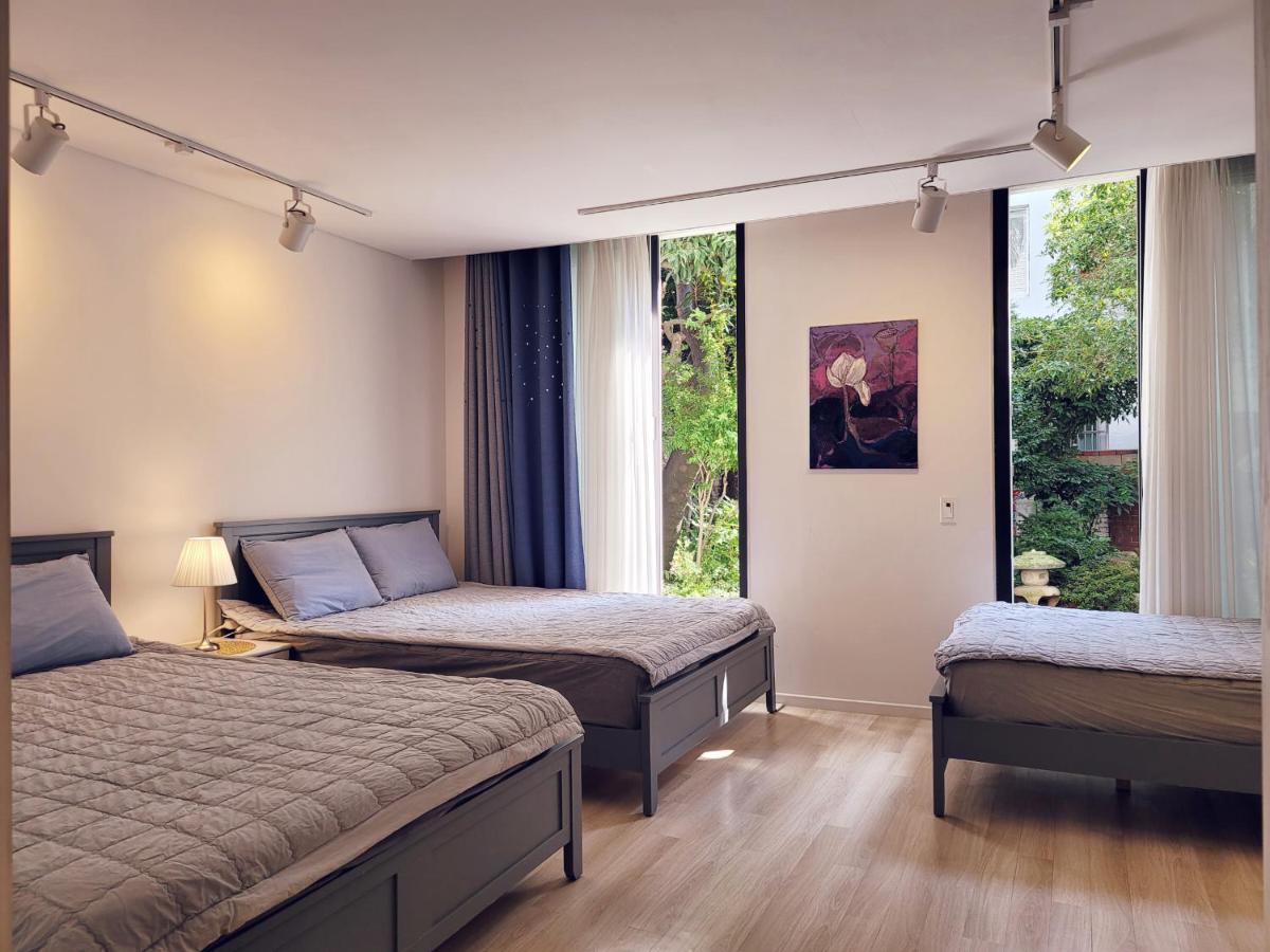 Gallery Family Hotel Мокпо Екстериор снимка